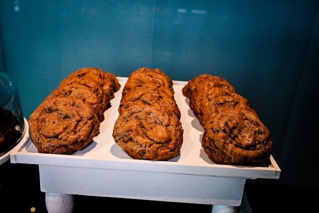 Close up of caramel cookies.